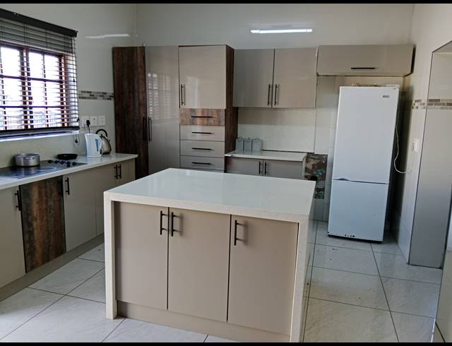 11 BEDROOM HOUSE FOR SALE IN PIETERMARITZBURG CENTRAL
